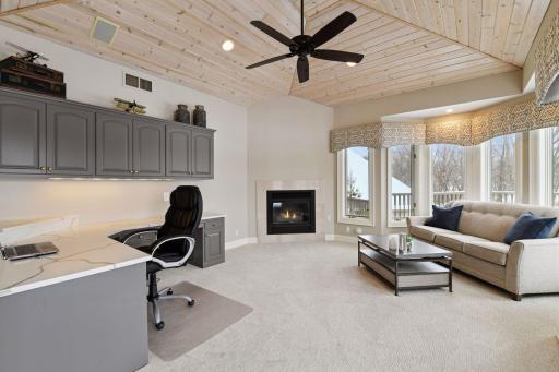 675 Navajo Road W, Hamel, MN 55340