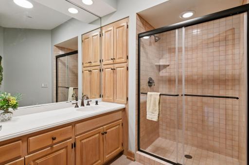 675 Navajo Road W, Hamel, MN 55340