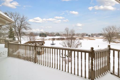 675 Navajo Road W, Hamel, MN 55340