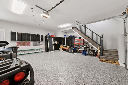 675 Navajo Road W, Hamel, MN 55340
