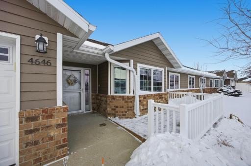 4646 44th Avenue S, B, Fargo, ND 58104