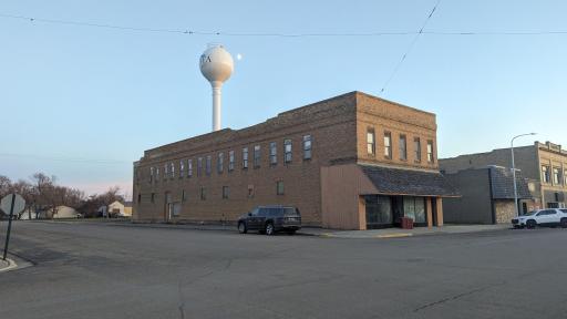 126 Main Street, Lakota, ND 58344