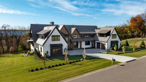 1105 Tanager Hill, Wayzata, MN 55391