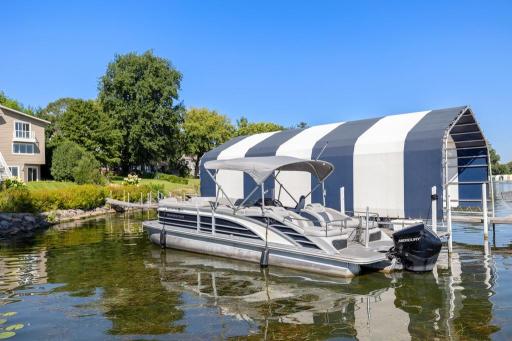 1790 Shadywood Road, Wayzata, MN 55391