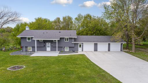 14159 Summit Lane, Waseca, MN 56093