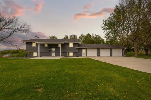 14159 Summit Lane, Waseca, MN 56093