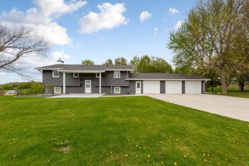 14159 Summit Lane, Waseca, MN 56093