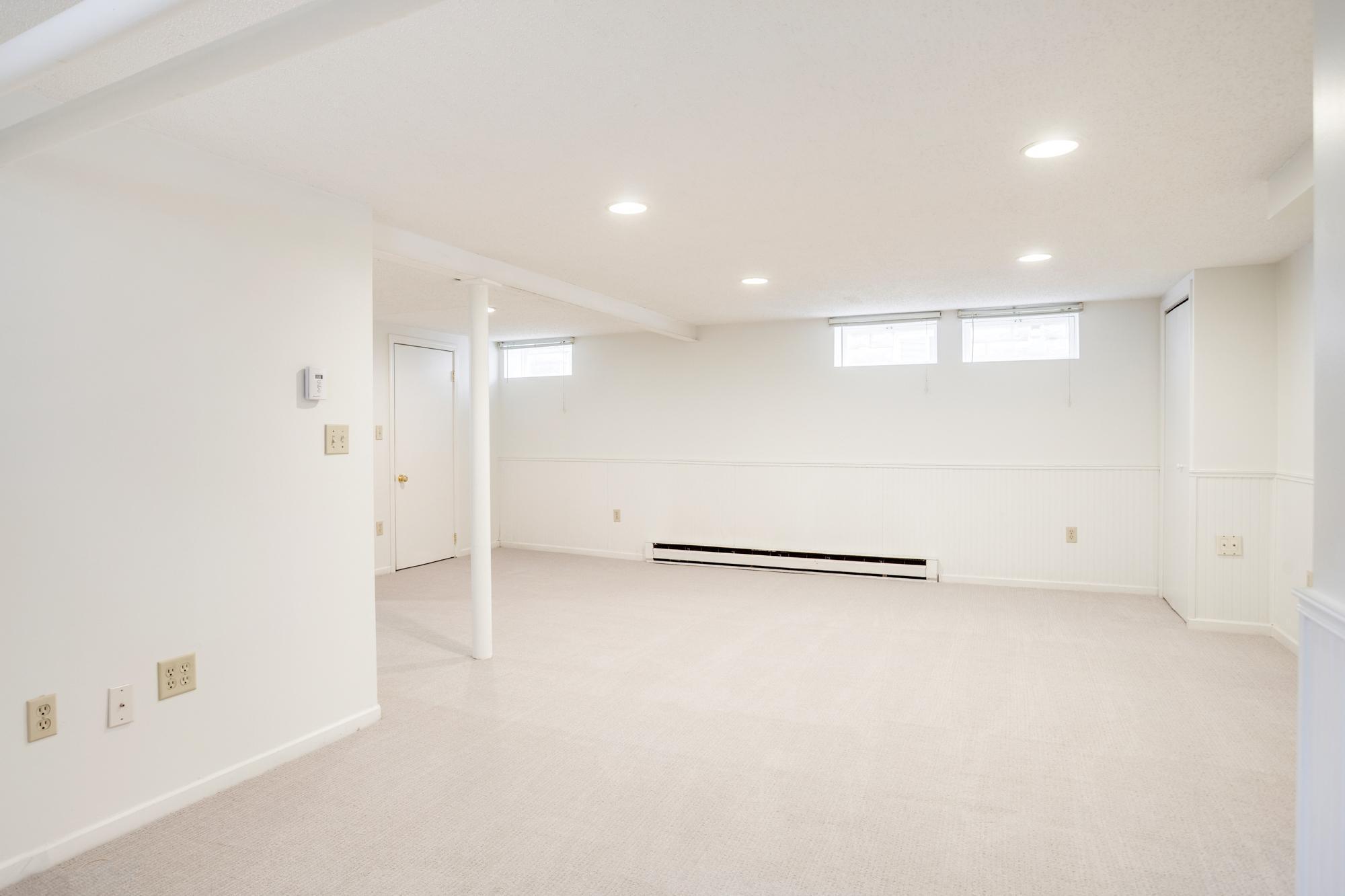On the lower level, you 'll find a spacious family room, 1/4 bath, laundry and storage