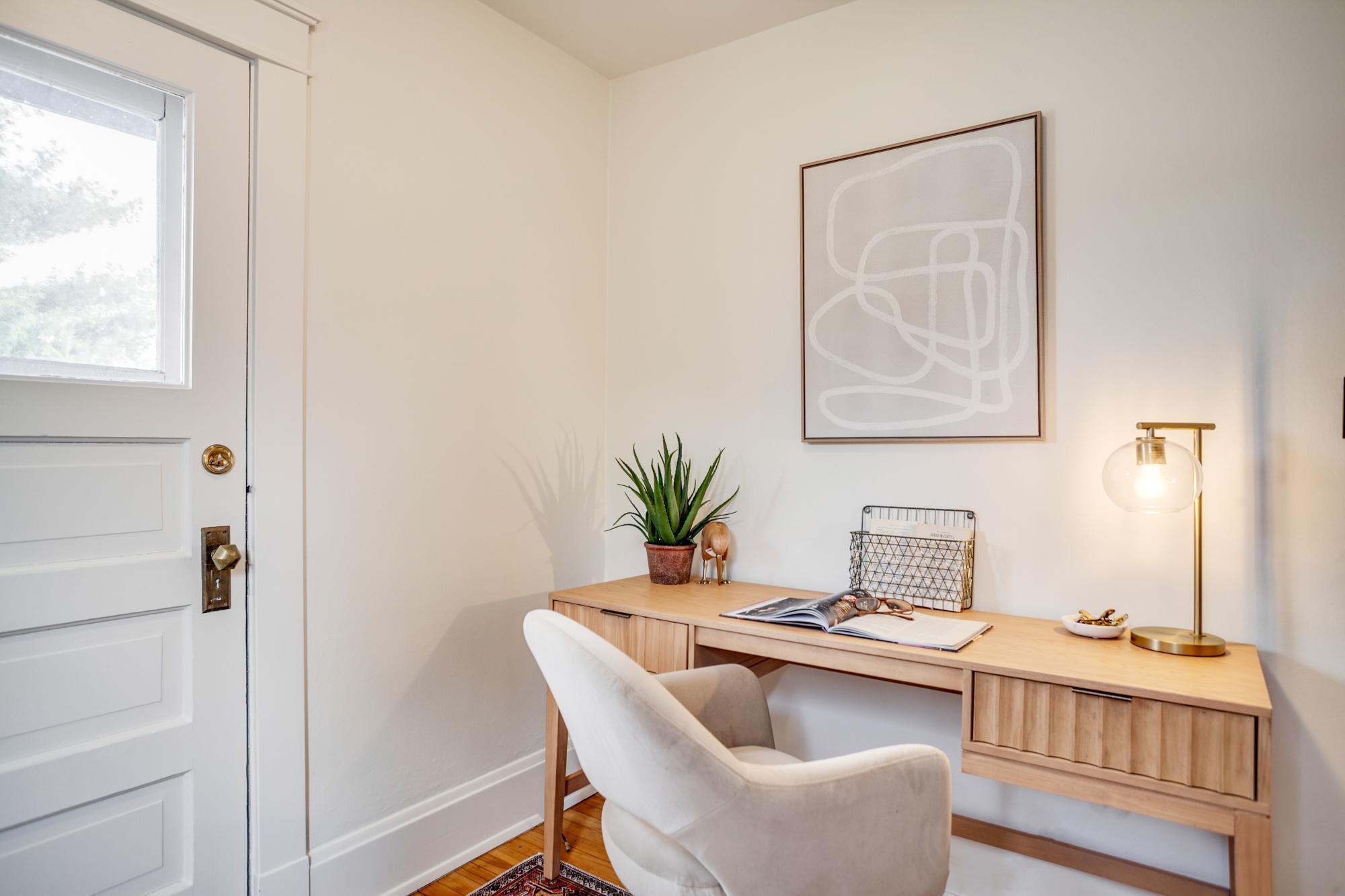 Fourth bedroom on upper level