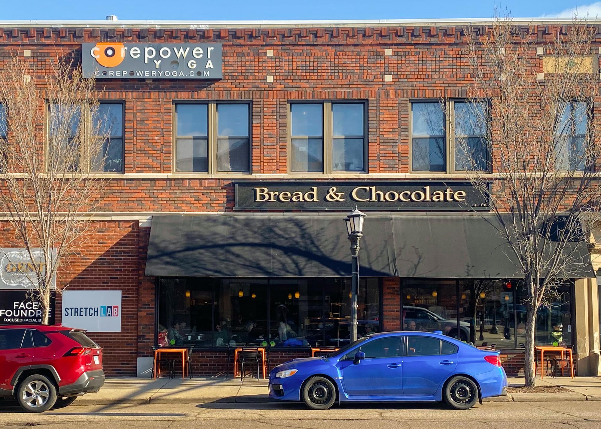 Steps away from all that Grand Avenue has to offer, including Bread & Chocolate, Cafe Latte, Red Rabbit, The Lexington, yoga, shopping, grocery and more