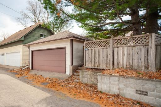 1025 Fairmount Avenue, Saint Paul, MN 55105
