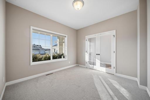 Flex room with doors, for office, dining or play room