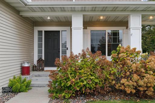 5484 Snell Court SE, Prior Lake, MN 55372