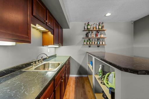 72-web-or-mls-13175 Goodview Ave N-45.jpg