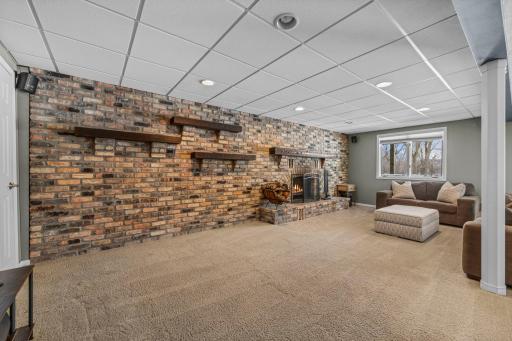 65-web-or-mls-13175 Goodview Ave N-24.jpg