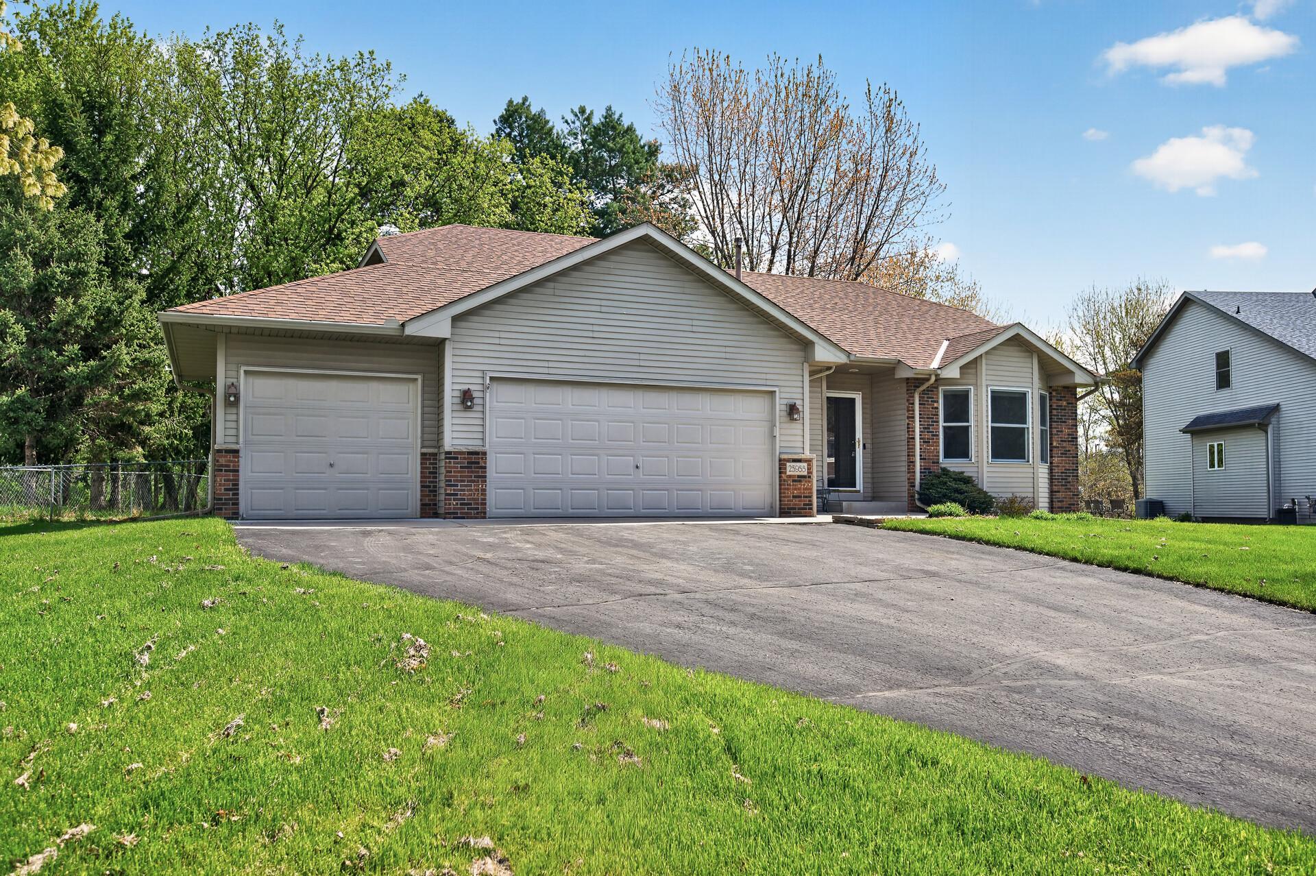 Lovely 3-car garage for all your toys