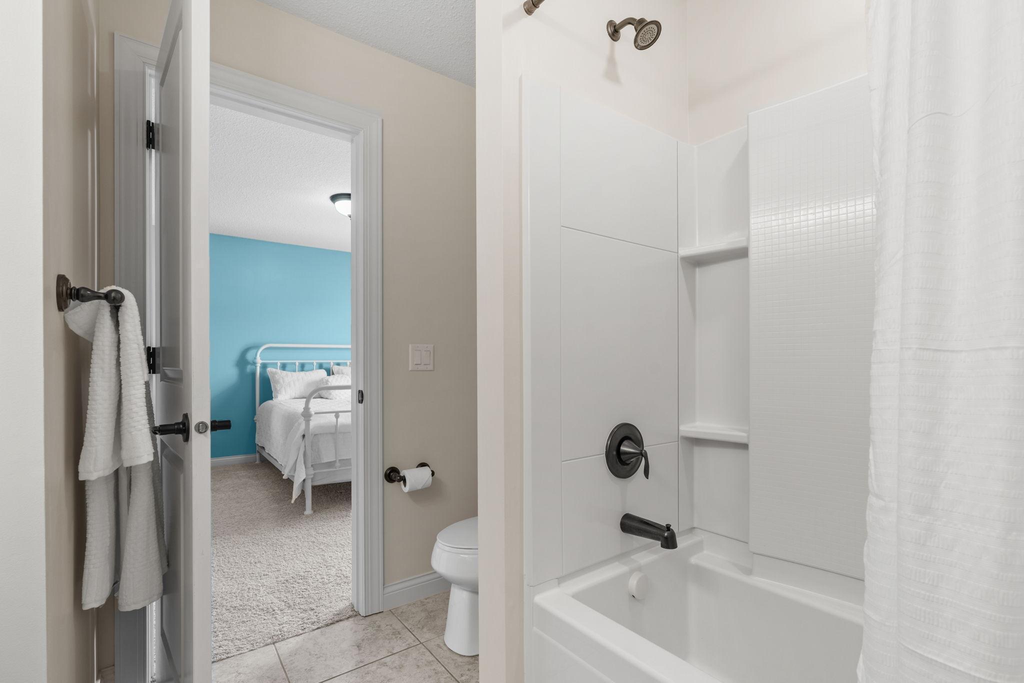 97-web-or-mls-14905 59th Ave N-97.jpg