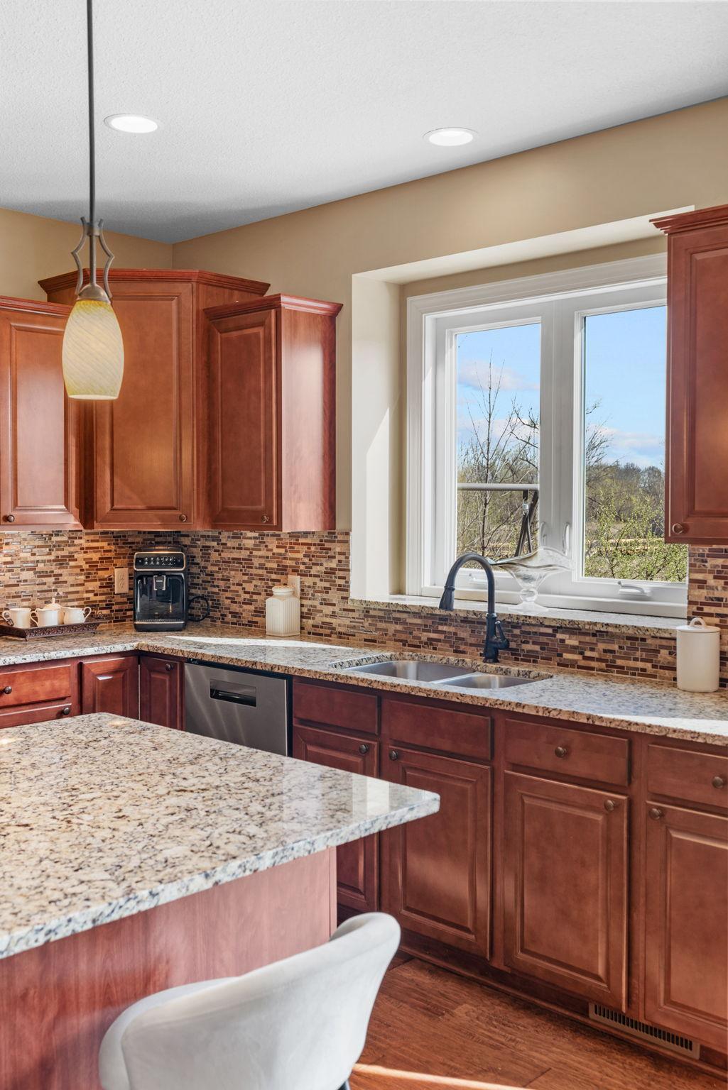 62-web-or-mls-14905 59th Ave N-62.jpg