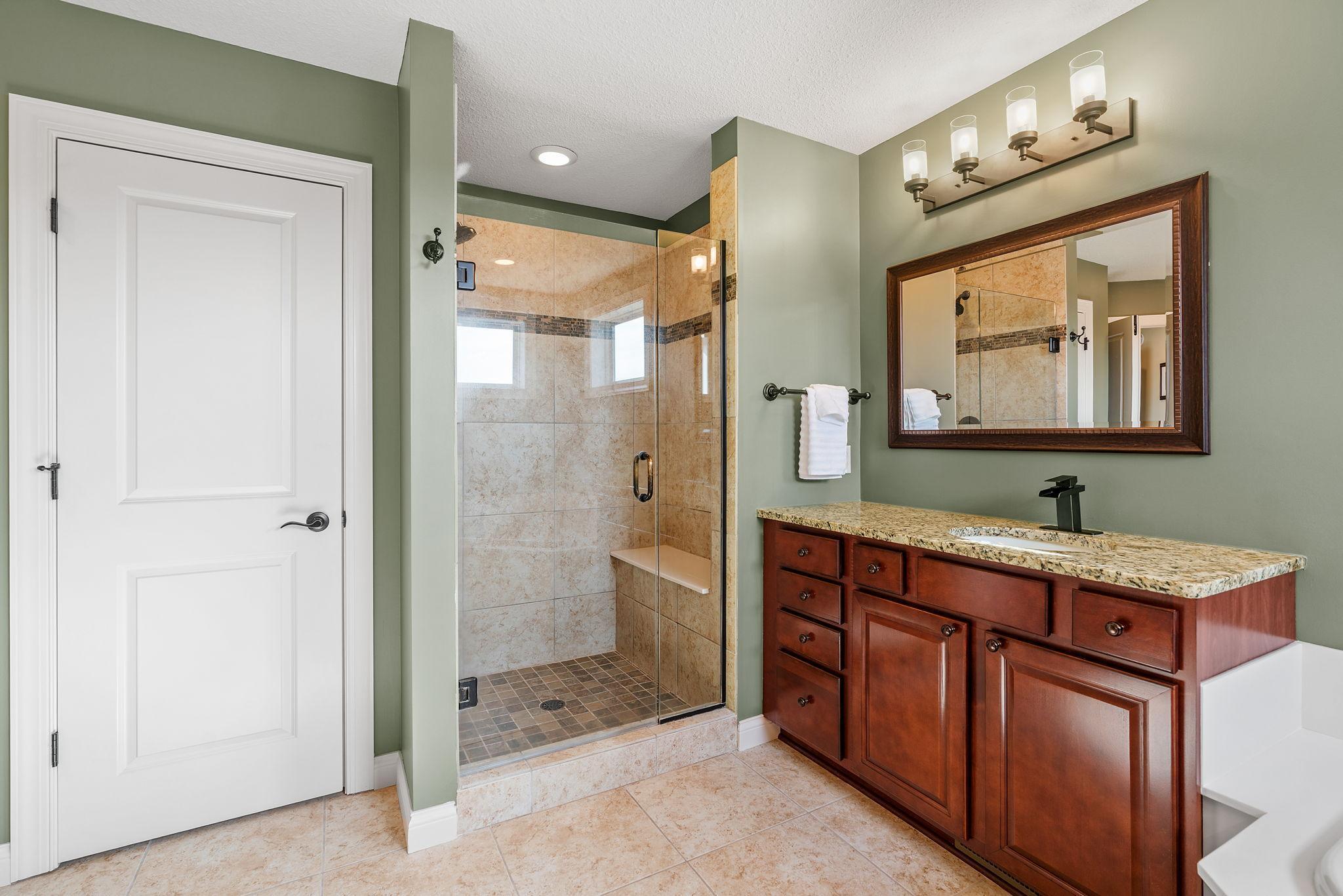 88-web-or-mls-14905 59th Ave N-88.jpg