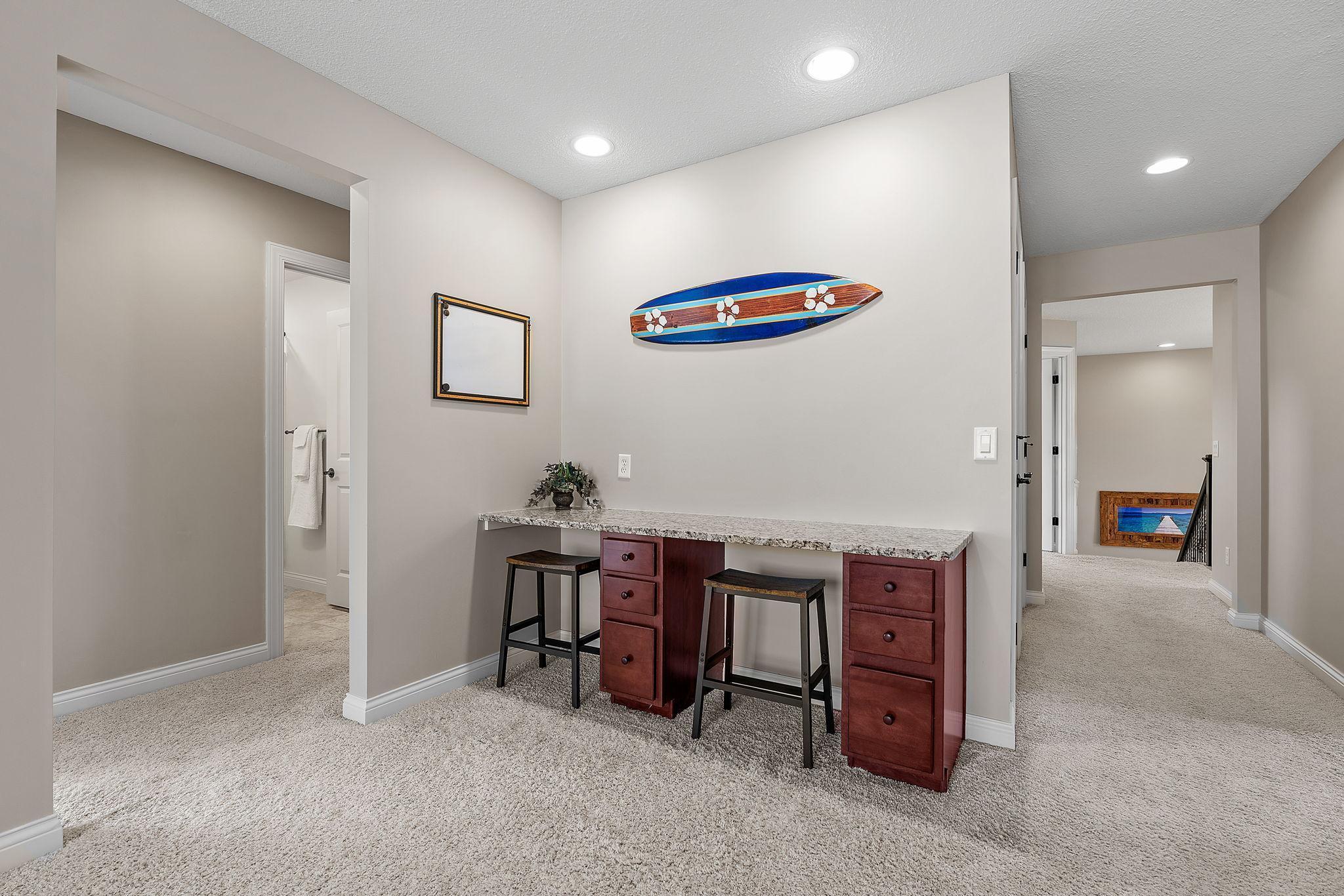 Oversized LOFT w/ desk nook