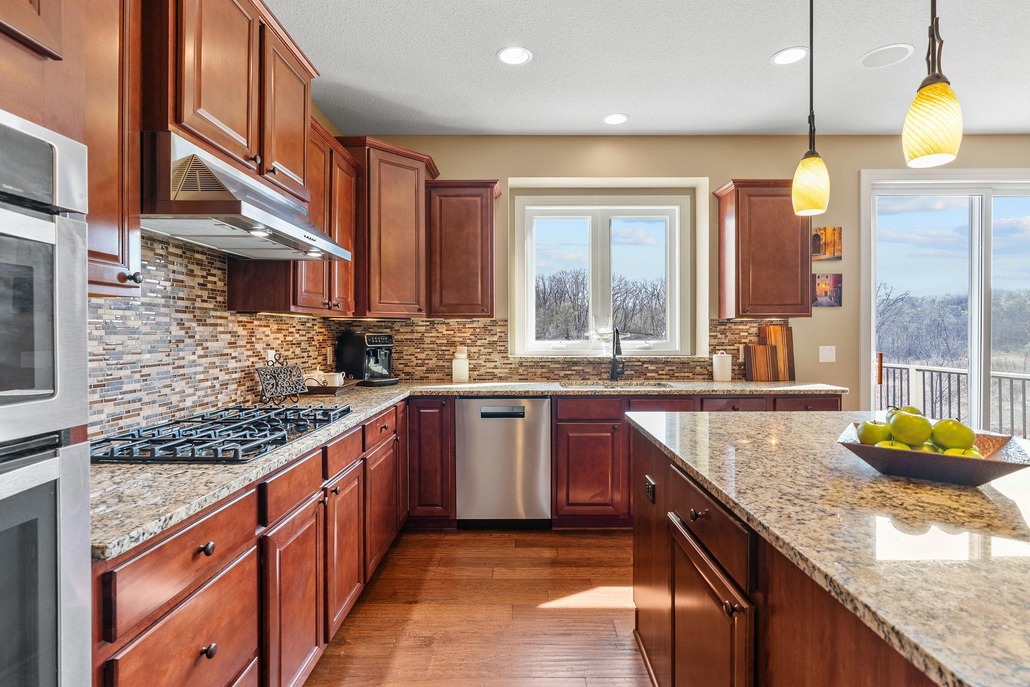 68-web-or-mls-14905 59th Ave N-68.jpg