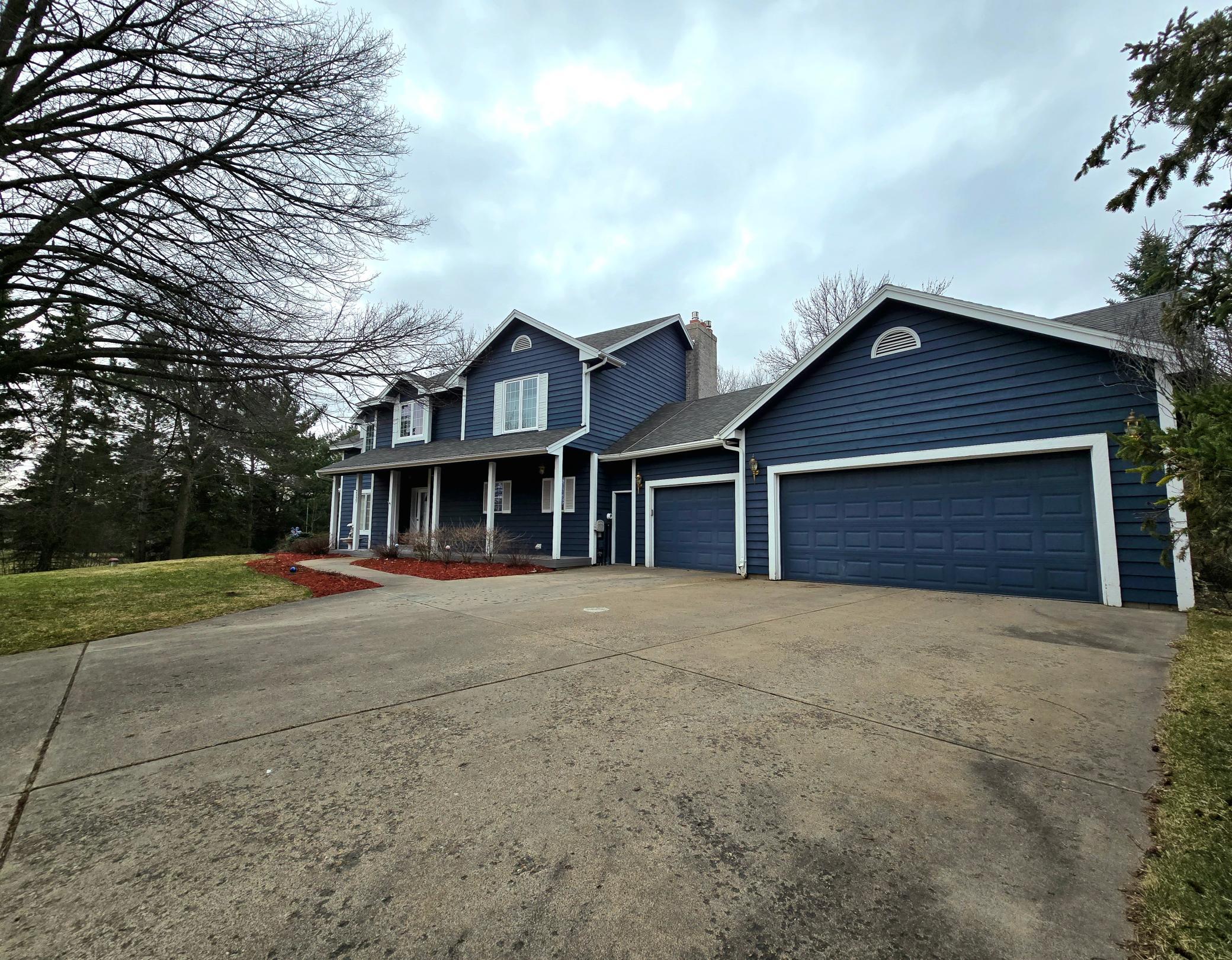 2237 Chelmsford Lane