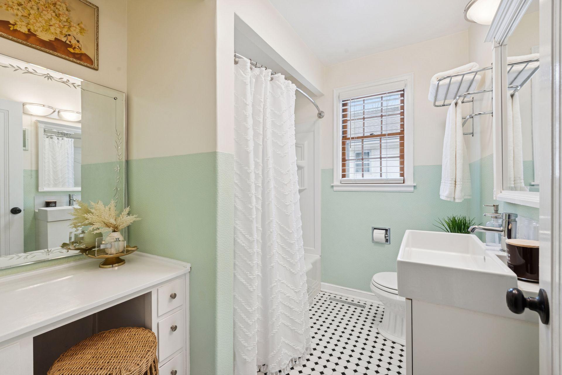 200 East 2nd Street - Spacecrafting - 0020.jpg