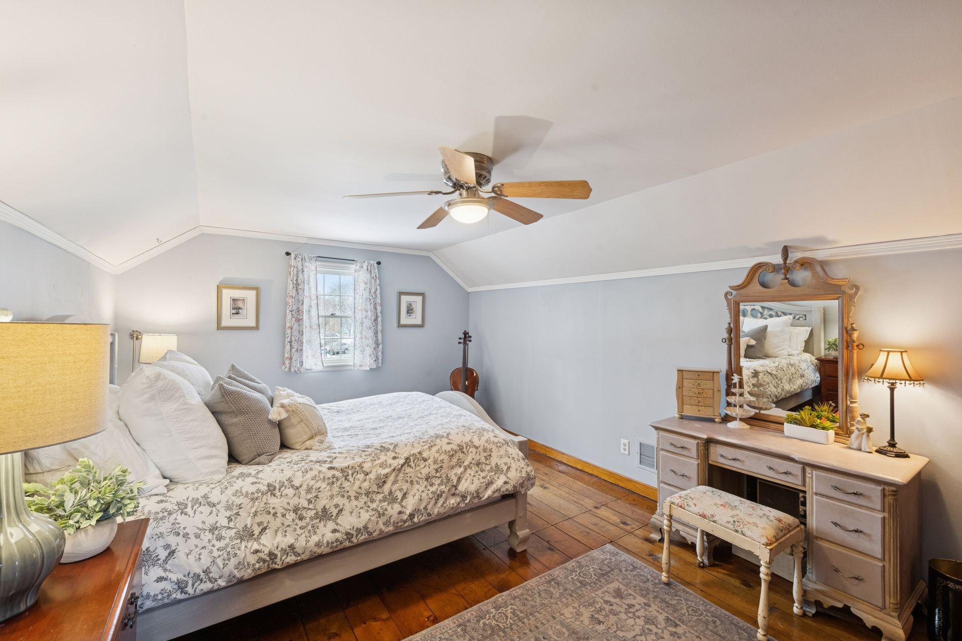 200 East 2nd Street - Spacecrafting - 0025.jpg