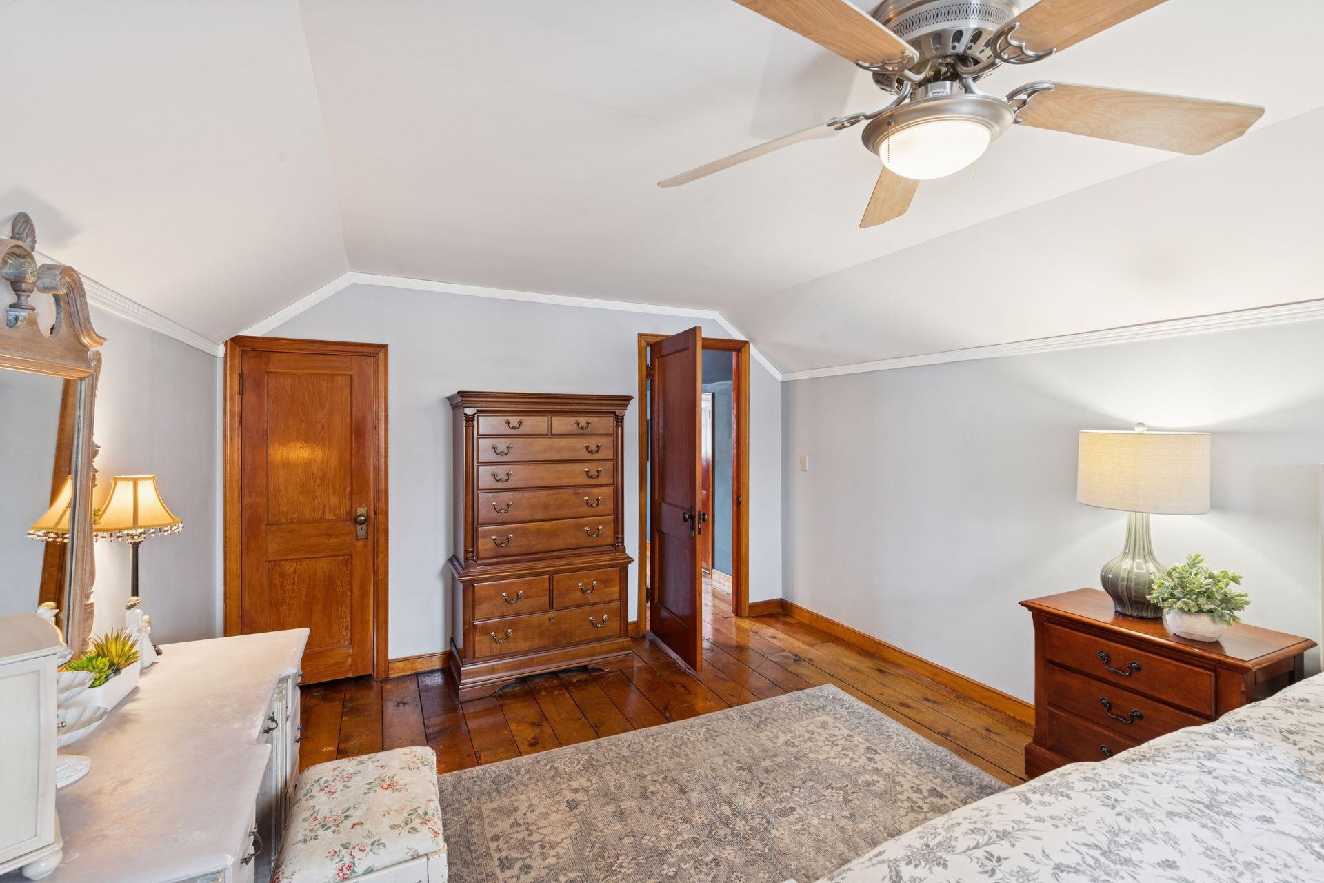 200 East 2nd Street - Spacecrafting - 0026.jpg