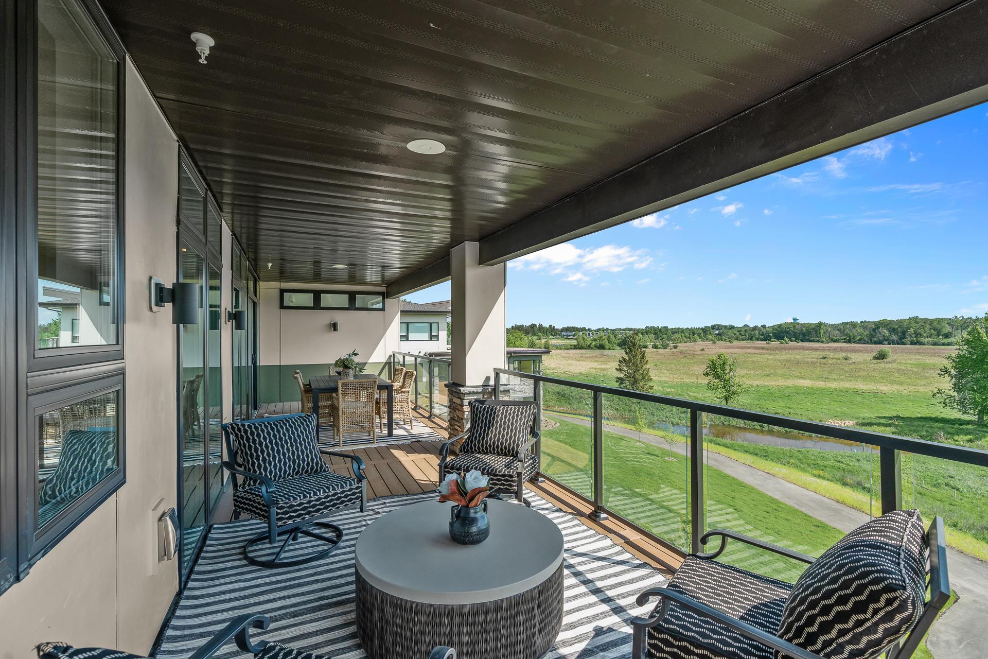 1 Hill Farm Rd #300, North Oaks MN