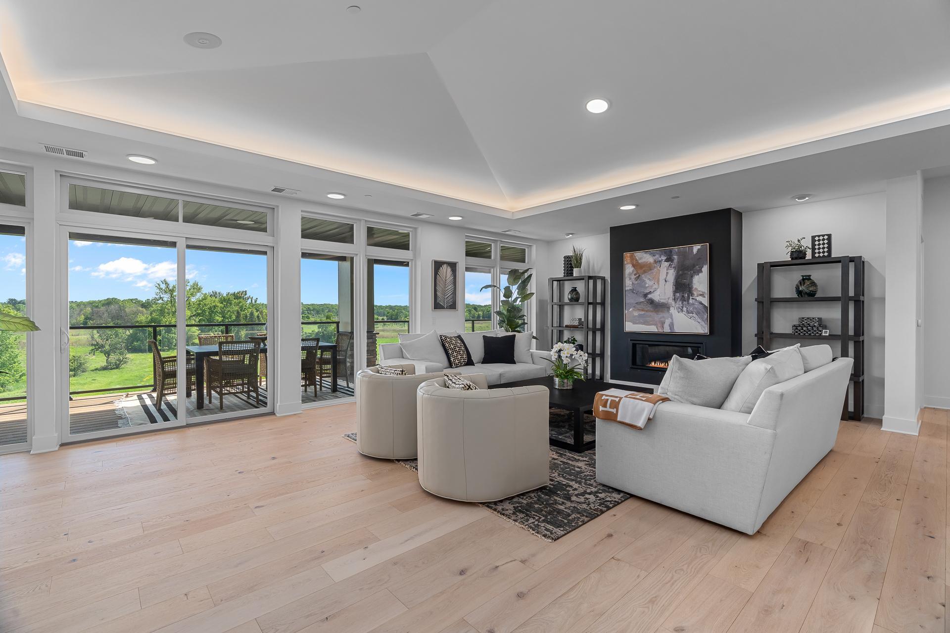 1 Hill Farm Rd #300, North Oaks MN
