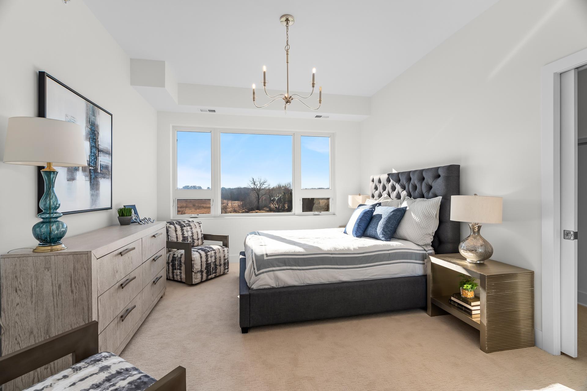 1 Hill Farm Rd #300, North Oaks MN