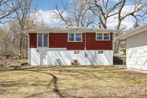 576 Lexington Parkway S, Saint Paul, MN 55116