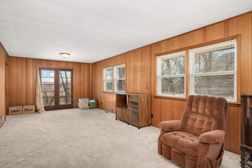 576 Lexington Parkway S, Saint Paul, MN 55116