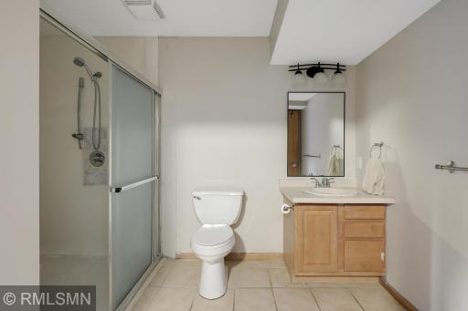 Lower primary washroom