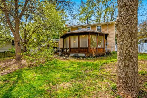 127 16th Avenue NW, New Brighton, MN 55112