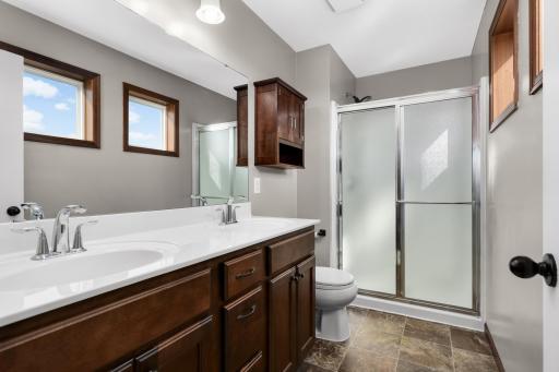 20508 Hartford Way, Lakeville, MN 55044