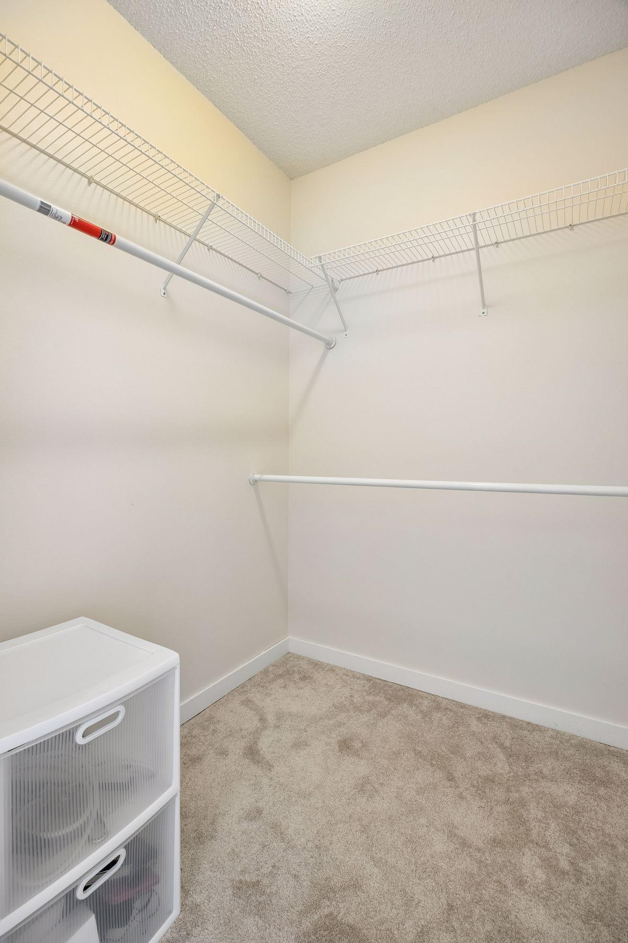 619 Southeast 8th Street - Spacecrafting - 0023.jpg