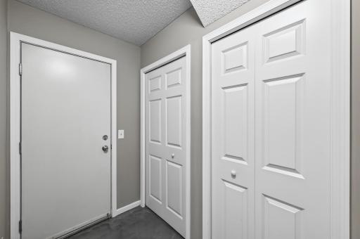 4735 Victor Path, 6, Hugo, MN 55038