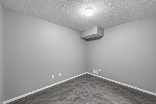 4735 Victor Path, 6, Hugo, MN 55038