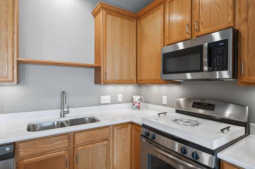 4735 Victor Path, 6, Hugo, MN 55038