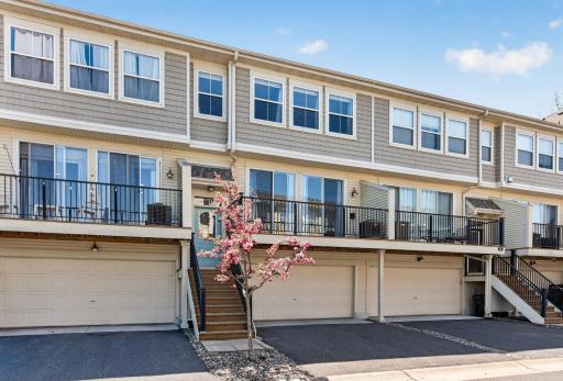 4735 Victor Path, 6, Hugo, MN 55038