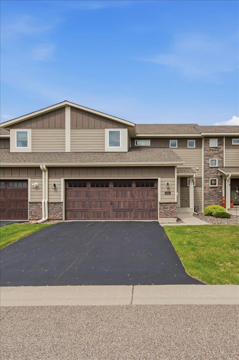 Welcome to 10786 Retreat Ln!