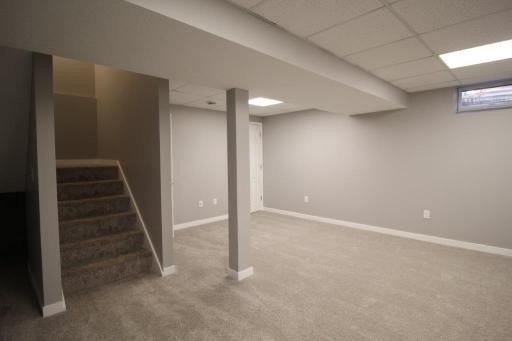 1216 Woodley Street E, Northfield, MN 55057