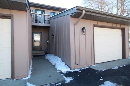 1216 Woodley Street E, Northfield, MN 55057