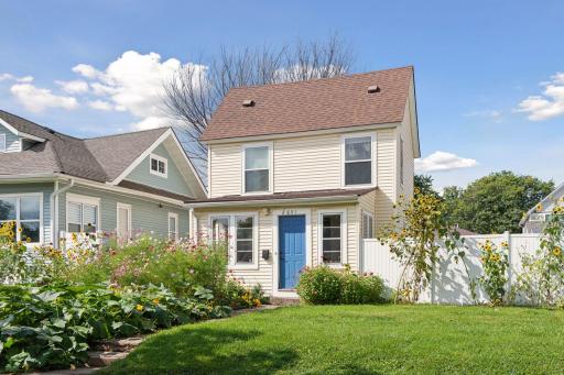 2651 Newton Avenue N, Minneapolis, MN 55411