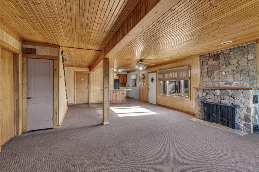 14160 Indian Beach Road, Spicer, MN 56288