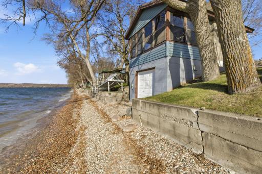 14160 Indian Beach Road, Spicer, MN 56288