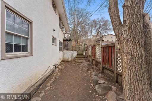 151-153 Page Street W, Saint Paul, MN 55107