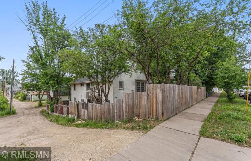 151-153 Page Street W, Saint Paul, MN 55107